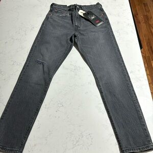 2 pair of Levi 501 Size 24x28 and 23x28